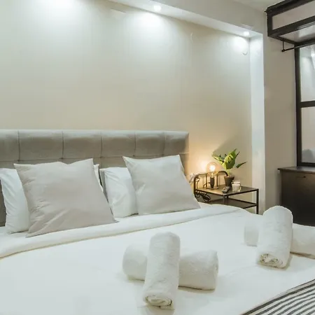 56sqm 2 Bedroom, 1 Private Bathroom In Centru Oraş * Salonic